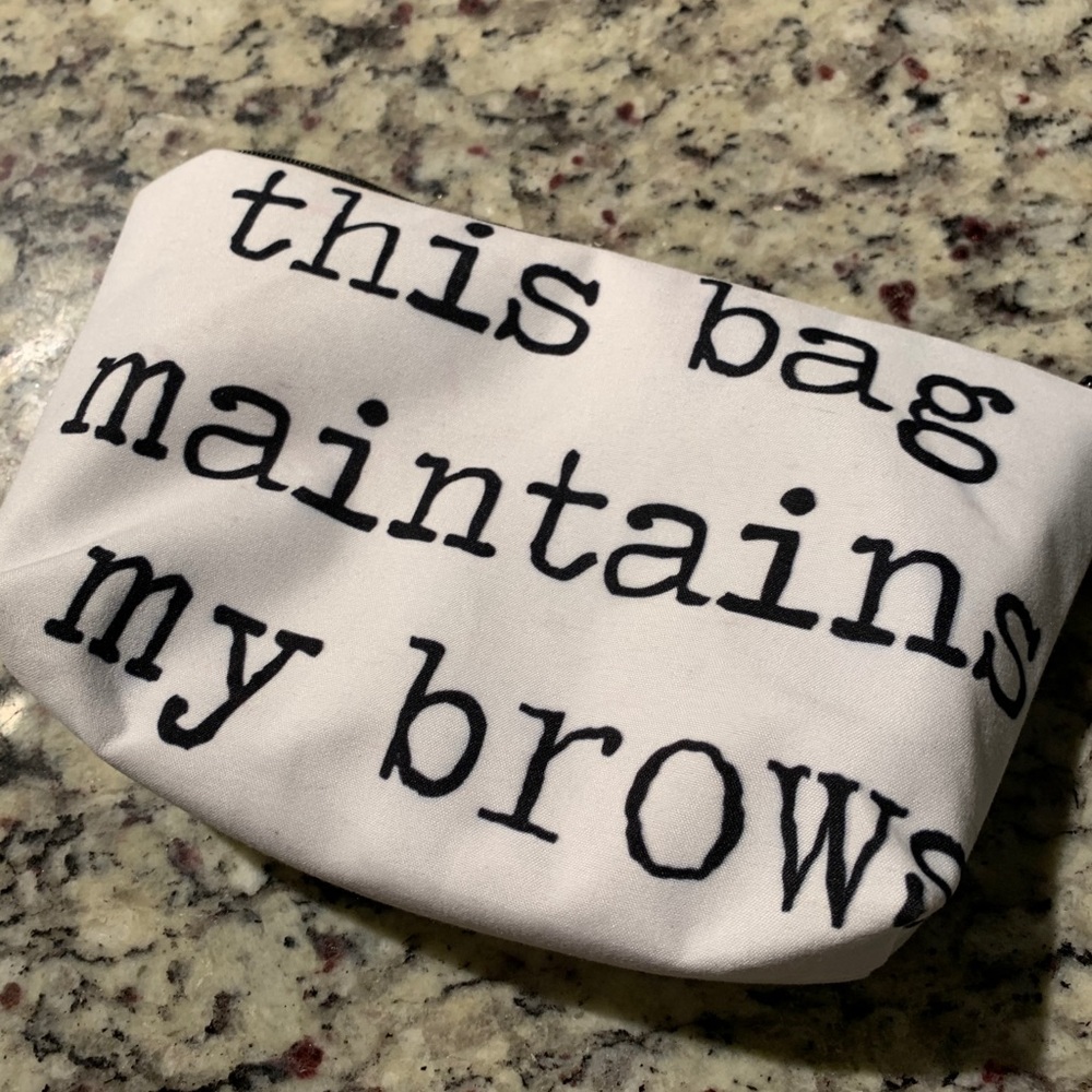 B/W Slogan Travel Makeup Bag